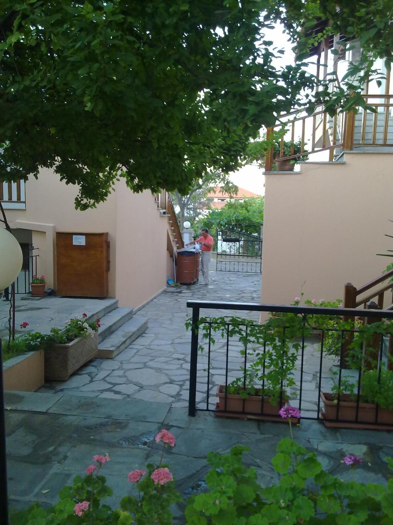 نيا رودا Hotel Alexandra المظهر الخارجي الصورة